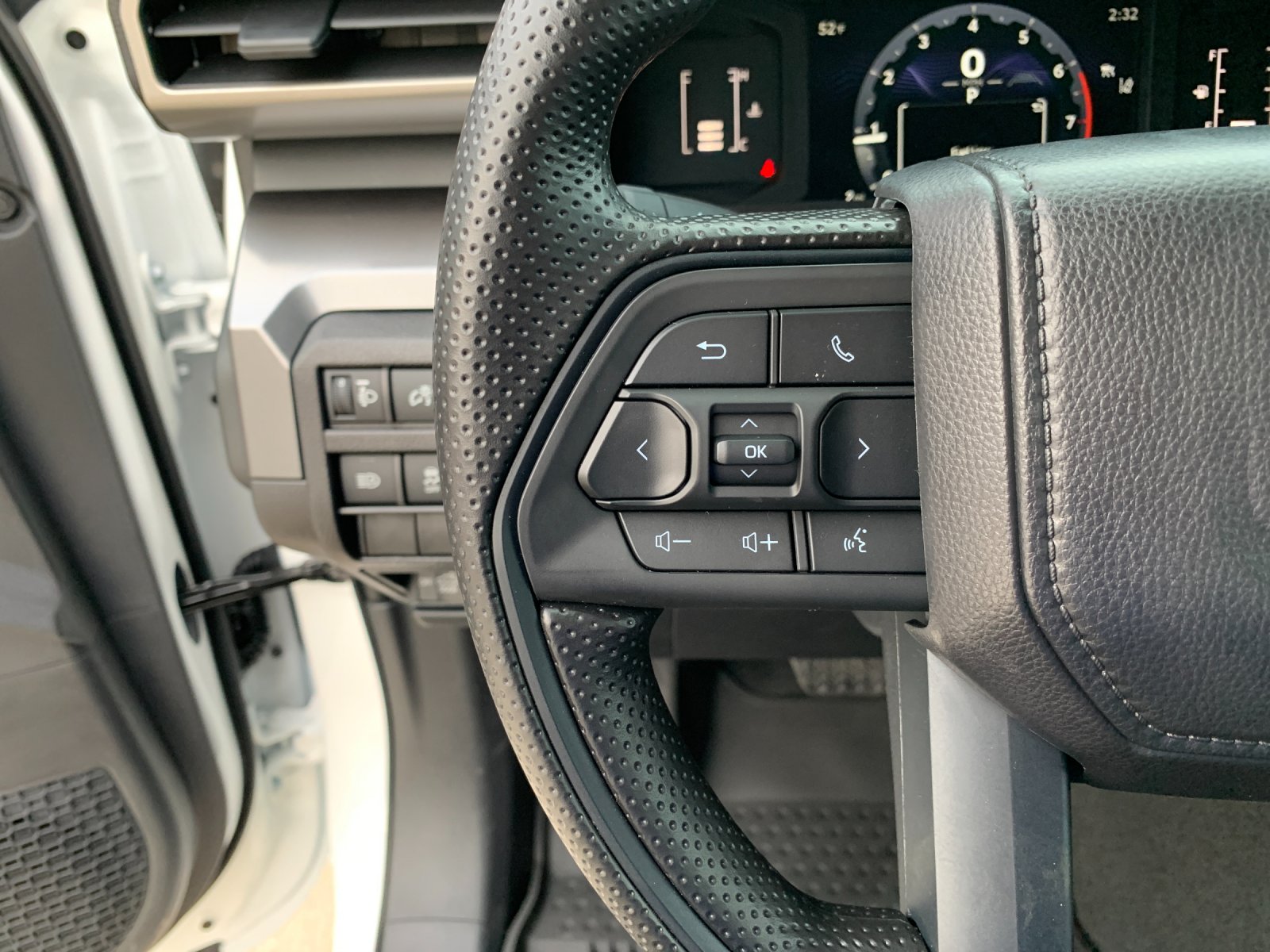 New 2026 Ice Cap Toyota SR5 image 26
