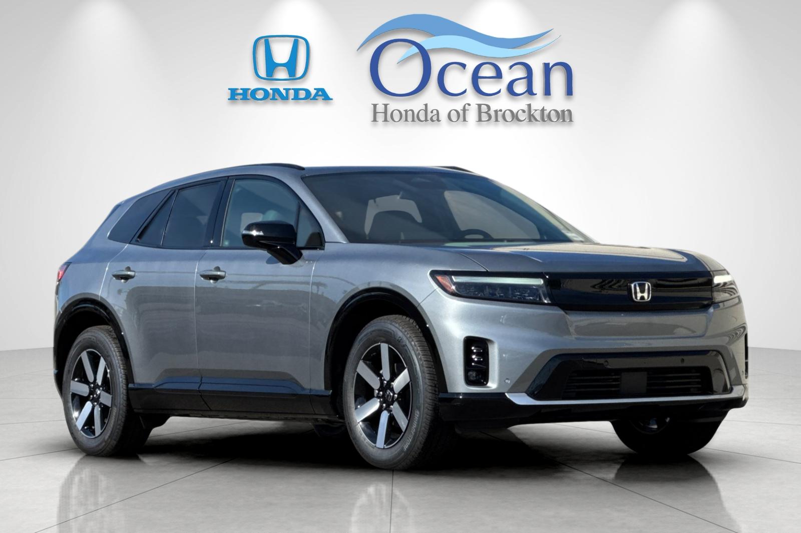 New 2026 Lunar Silver Metallic Honda Touring image 7