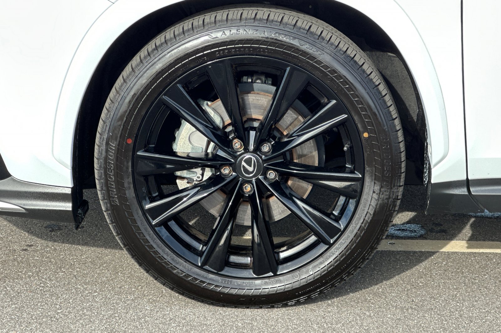 2024 Lexus NX PHEV 450h+ - Photo 25