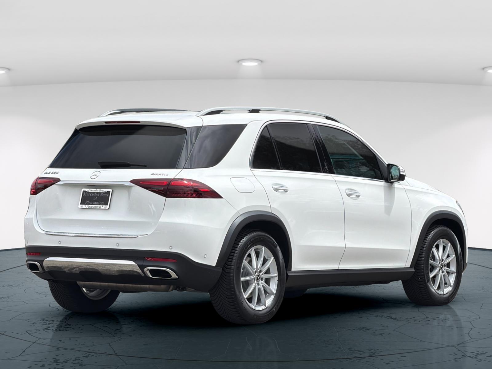 Certified Used 2026 Polar White Mercedes-Benz GLE 350 4D Sport Utility 4MATIC® image 7