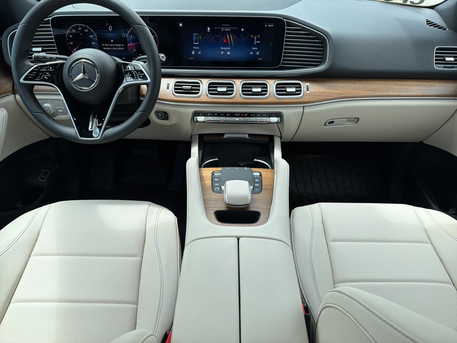 Certified Used 2026 Polar White Mercedes-Benz GLE 350 4D Sport Utility 4MATIC® image 17