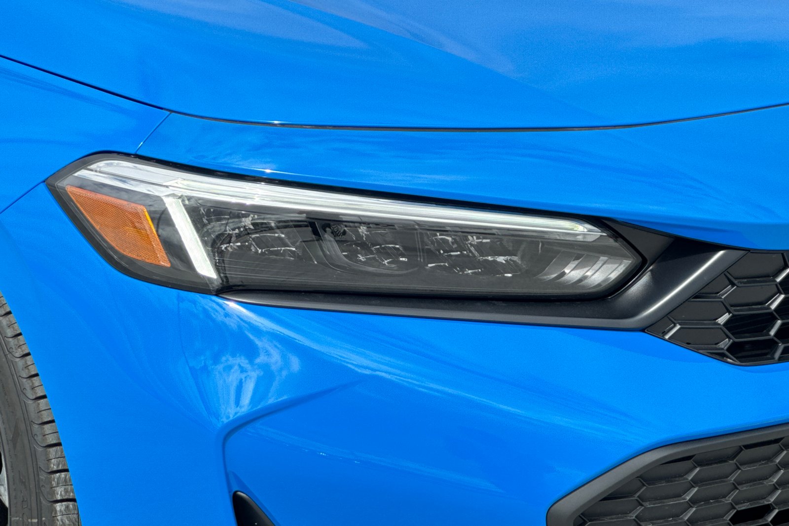 New 2026 Boost Blue Pearl Honda FWD Sport image 28