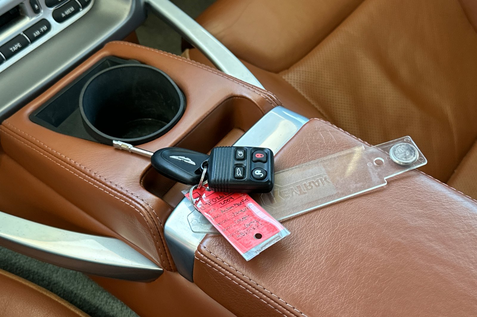 2004 Aston Martin Vanquish Base - Photo 10