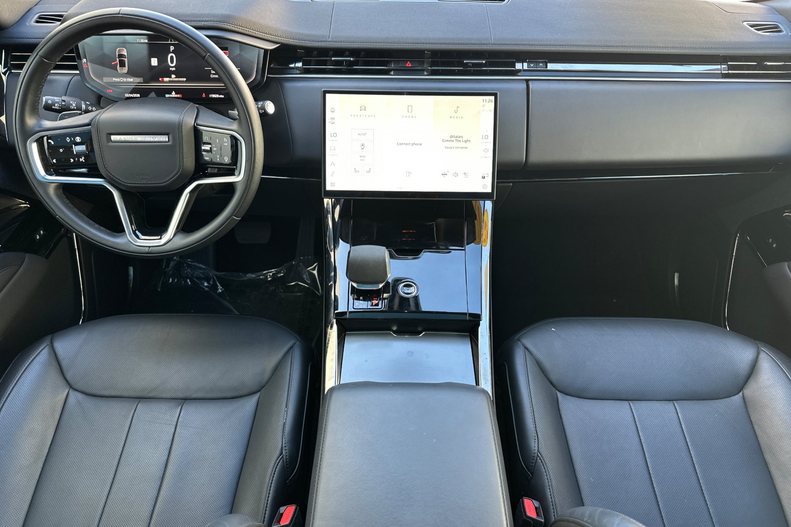 Used 2025 Black Land Rover SE image 16