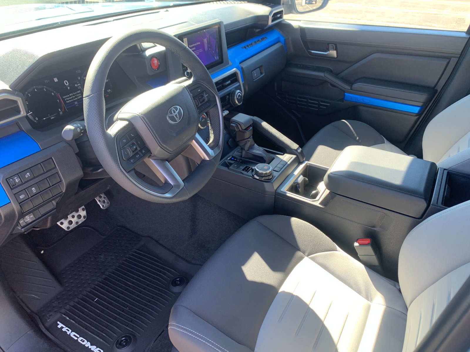 2026 Toyota Tacoma TRD Sport - Photo 10