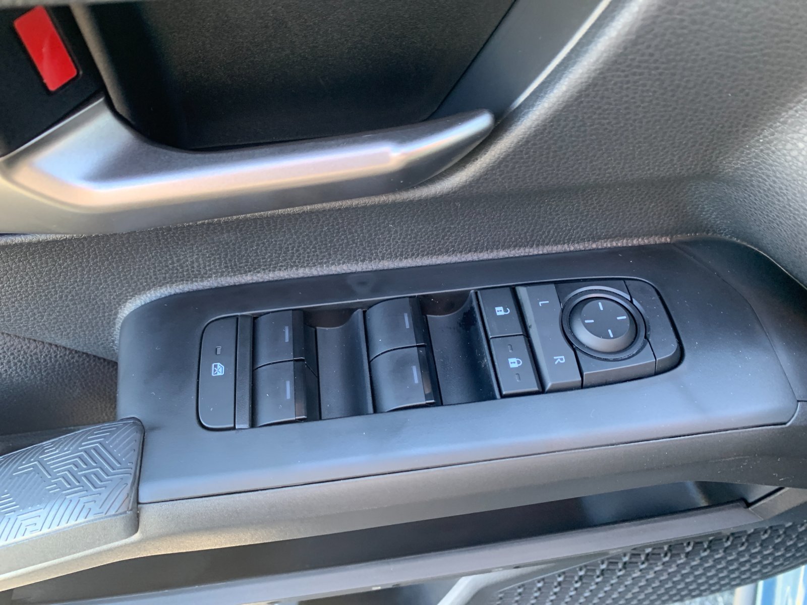 2026 Toyota Tacoma TRD Sport - Photo 12