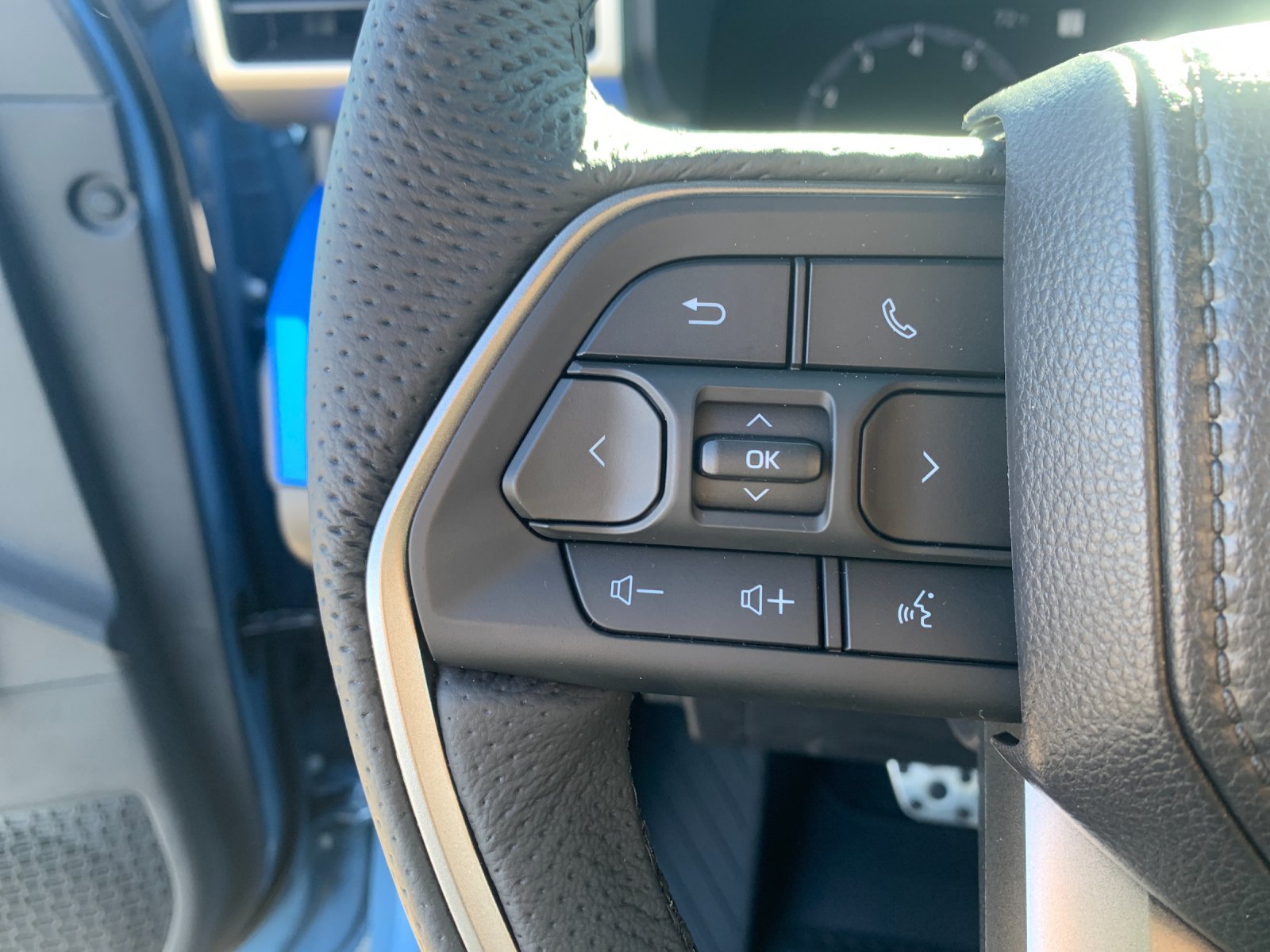 2026 Toyota Tacoma TRD Sport - Photo 26