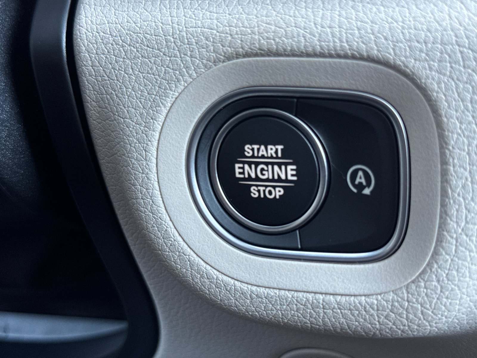 Certified Used 2026 Polar White Mercedes-Benz GLE 350 4D Sport Utility 4MATIC® image 28