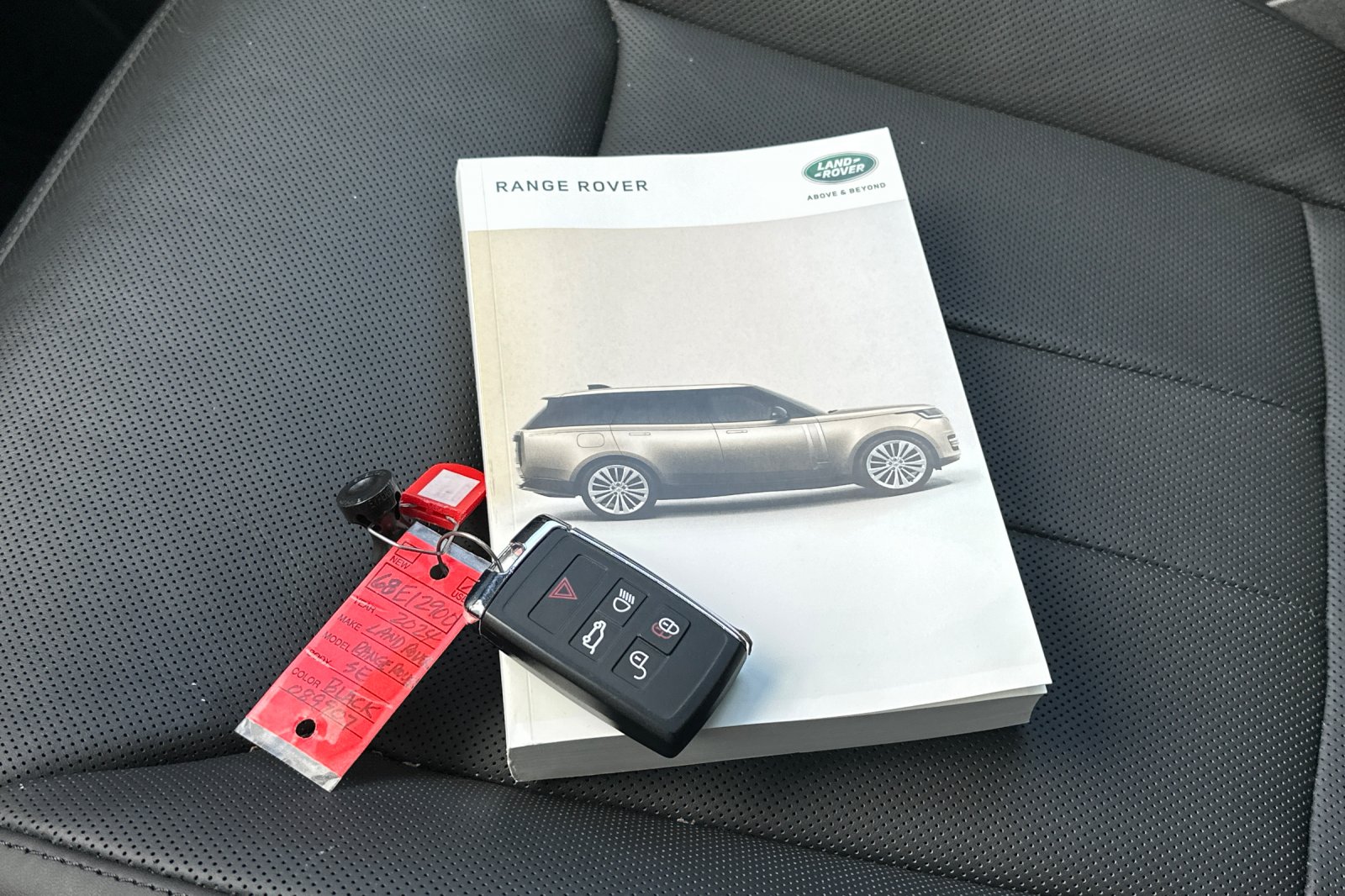 2024 Land Rover Range Rover SE - Photo 10