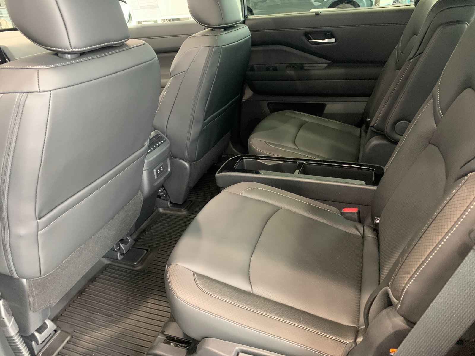 Used 2026 Blue Nissan SL image 13