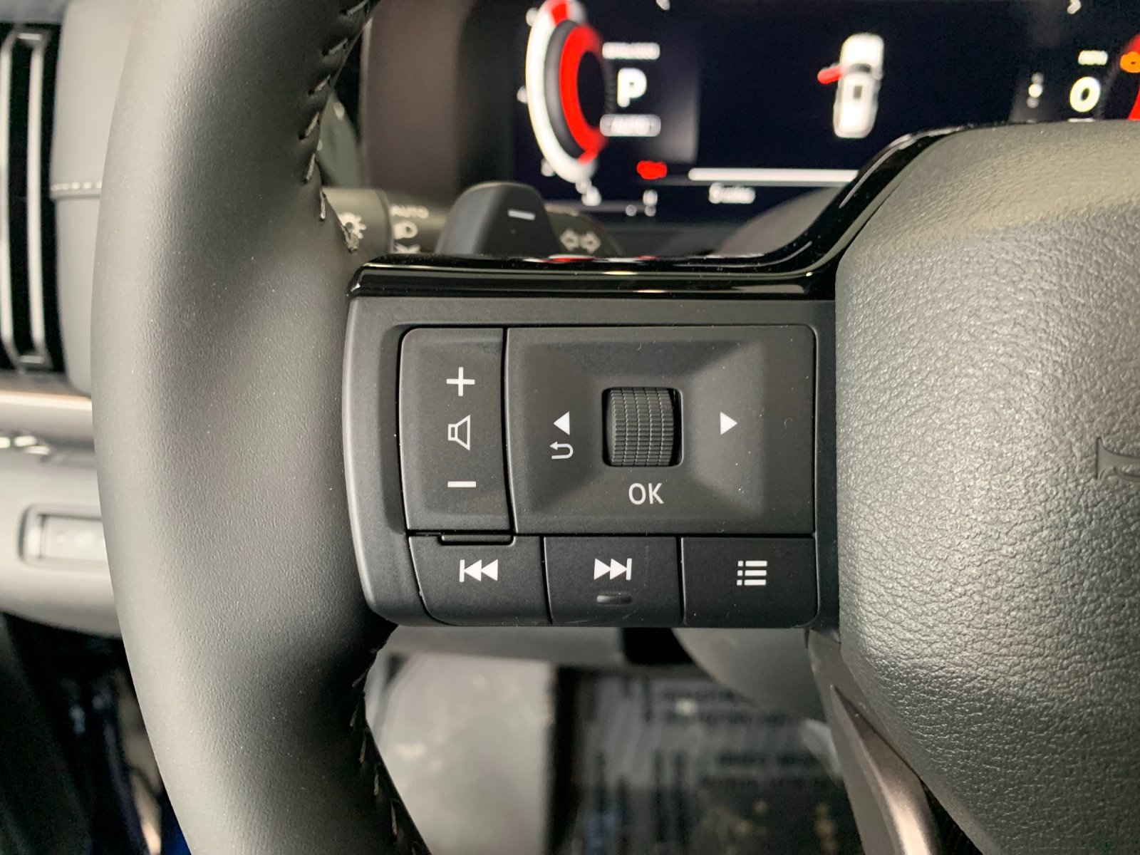 Used 2026 Blue Nissan SL image 27