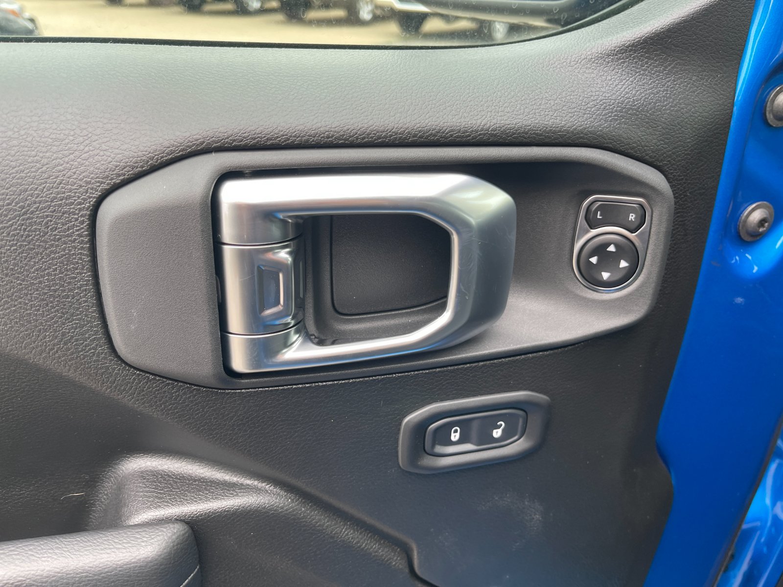 New 2026 Hydro Blue Pearlcoat Jeep Sport S image 12