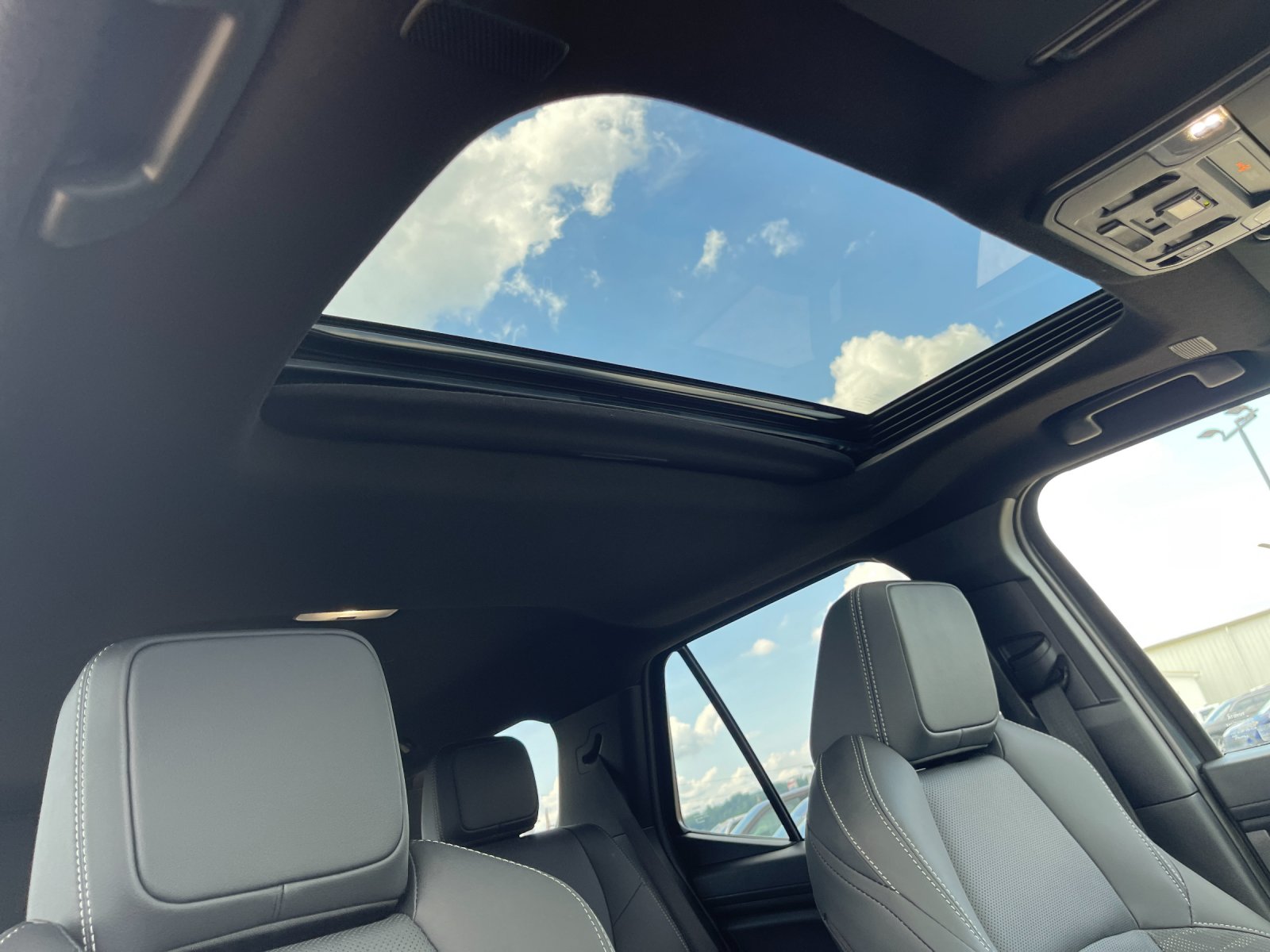 2026 Toyota 4Runner TRD Off-Road - Photo 18
