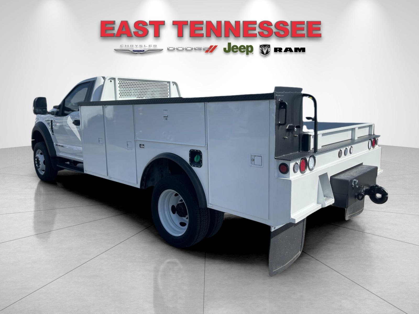Used 2018 White Ford XL image 5