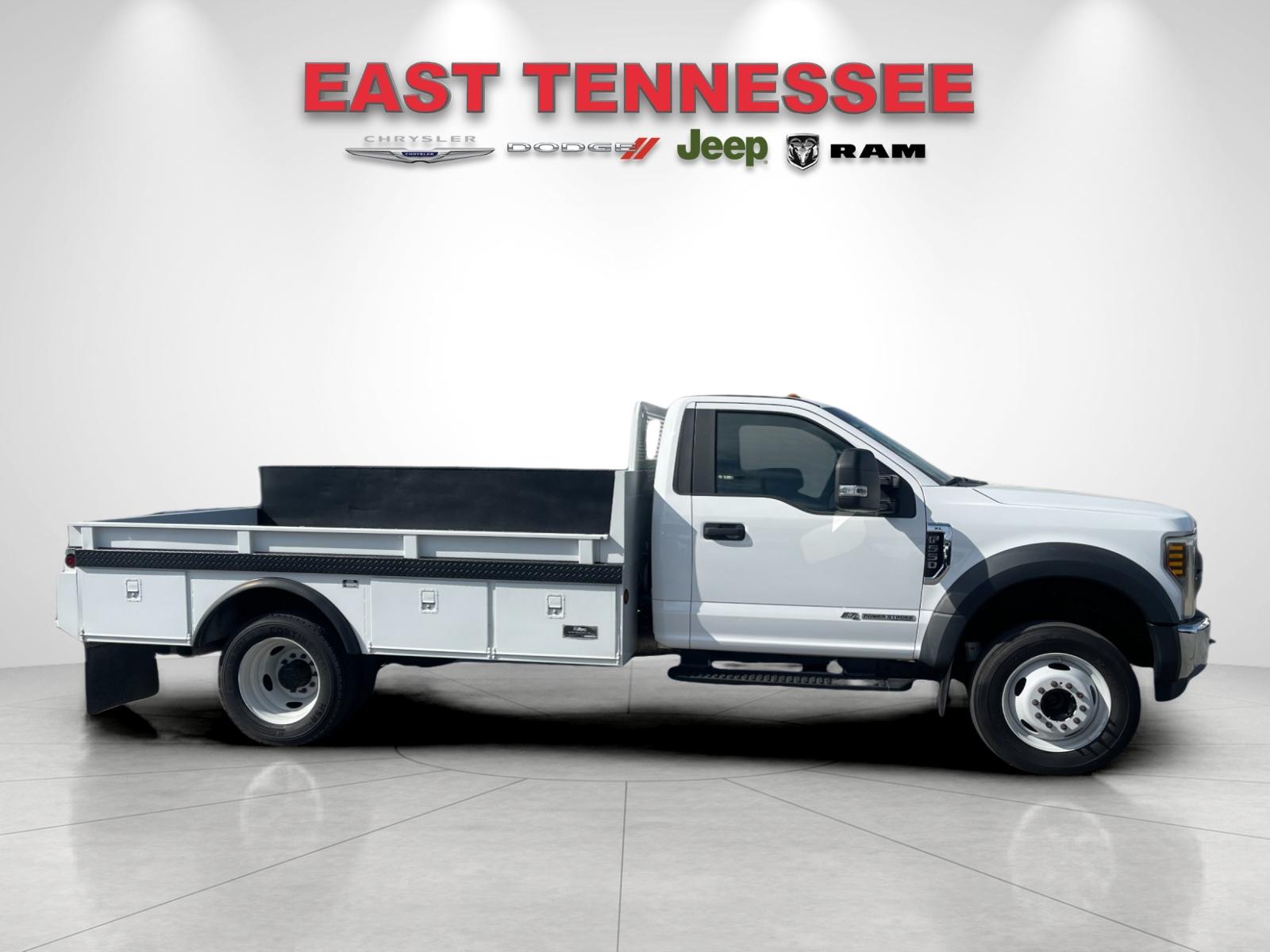 Used 2018 White Ford XL image 2