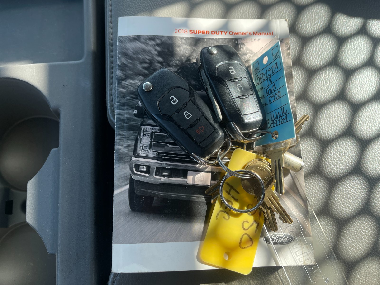 Used 2018 White Ford XL image 10