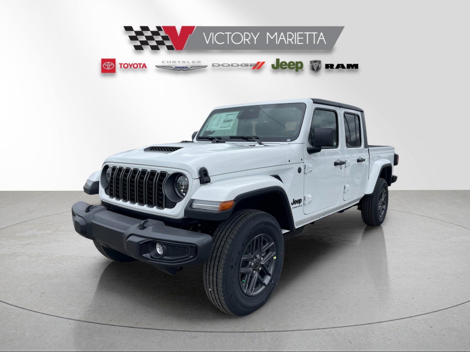 2026 Jeep Gladiator Sport S Auto's photo