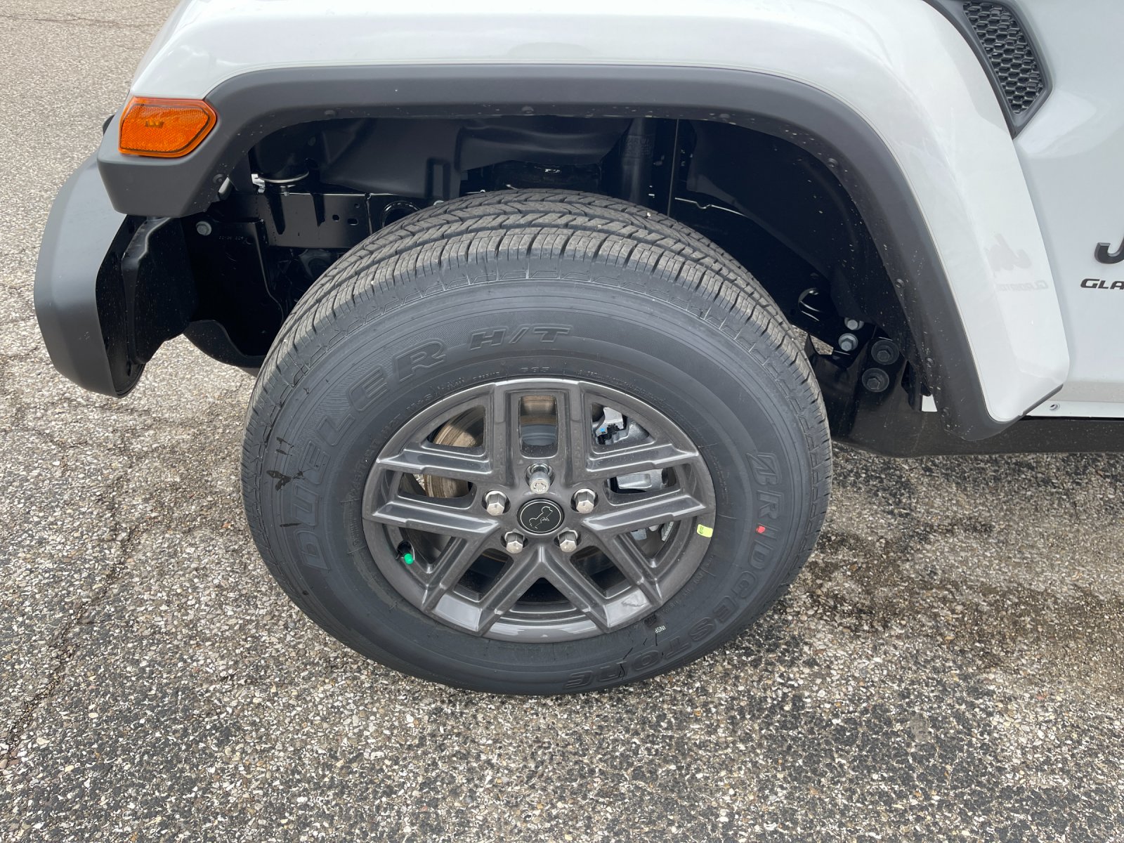 New 2026 Bright White Clearcoat Jeep Sport S image 30