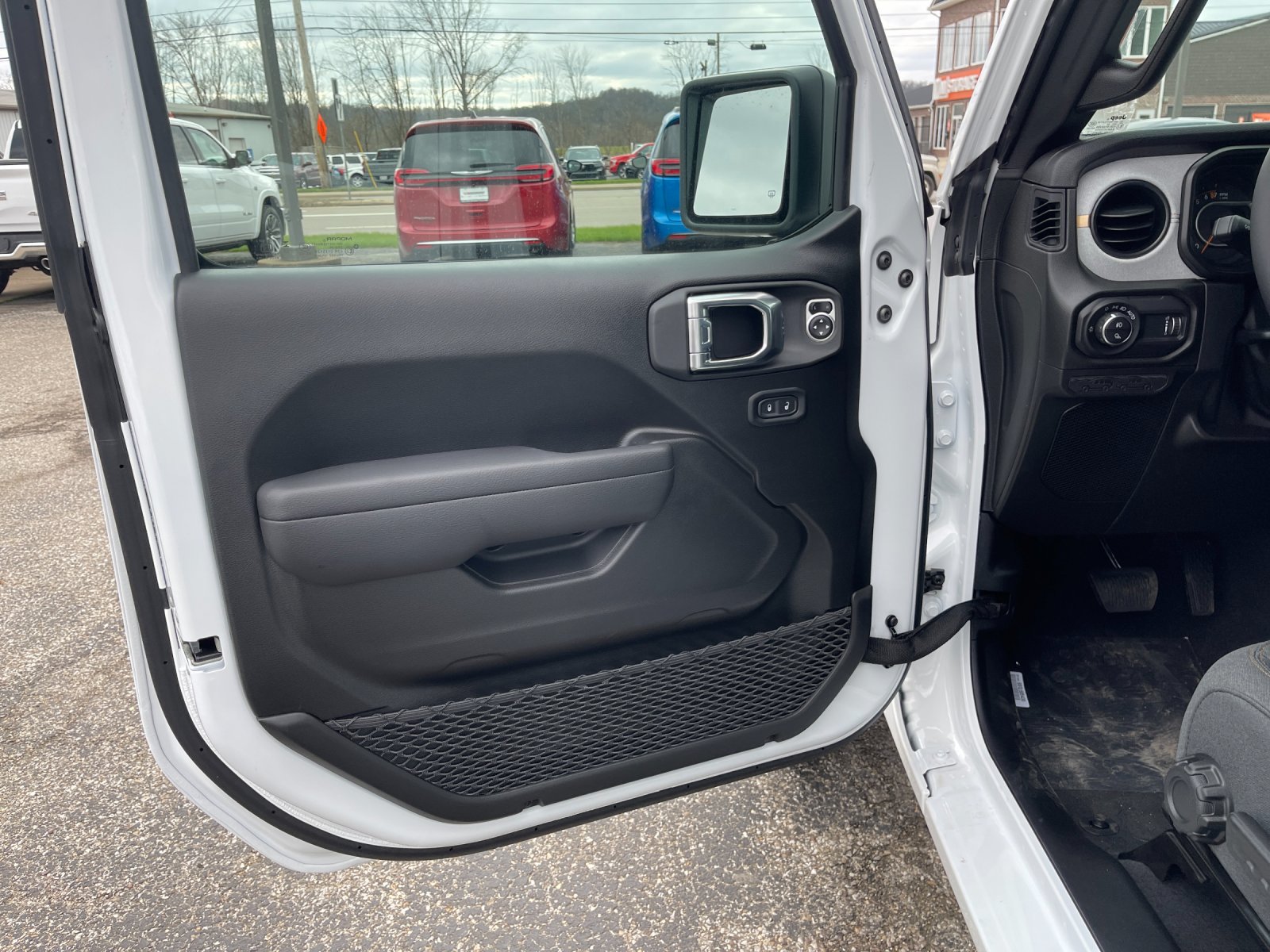 New 2026 Bright White Clearcoat Jeep Sport S image 11