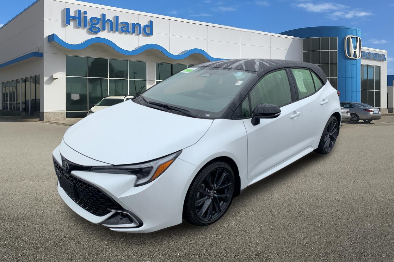 2023 Toyota Corolla Hatchback XSE