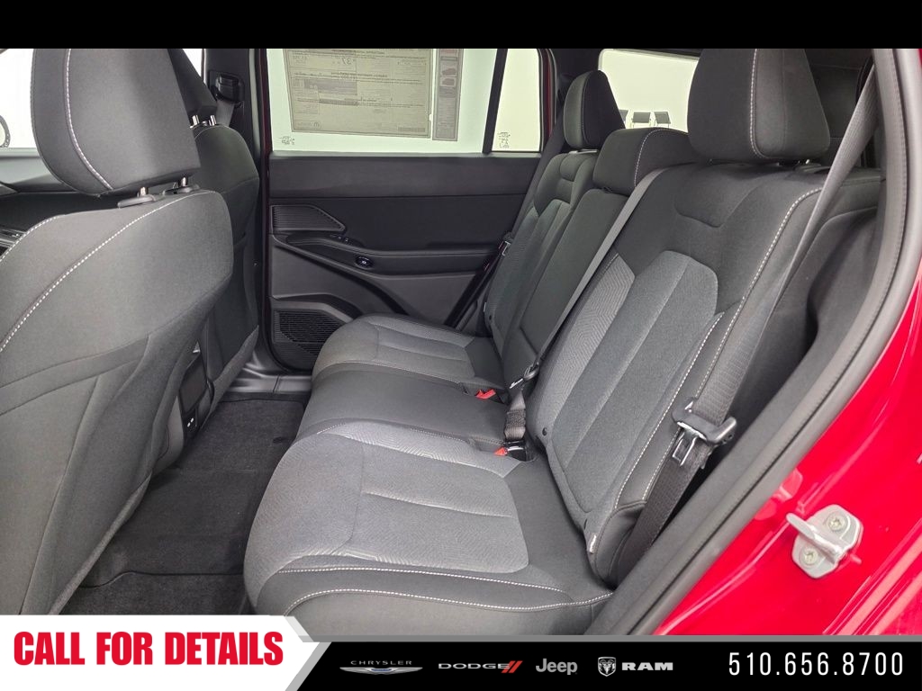 New 2026 Red Hot Pearl-Coat Exterior Paint Jeep Laredo image 13