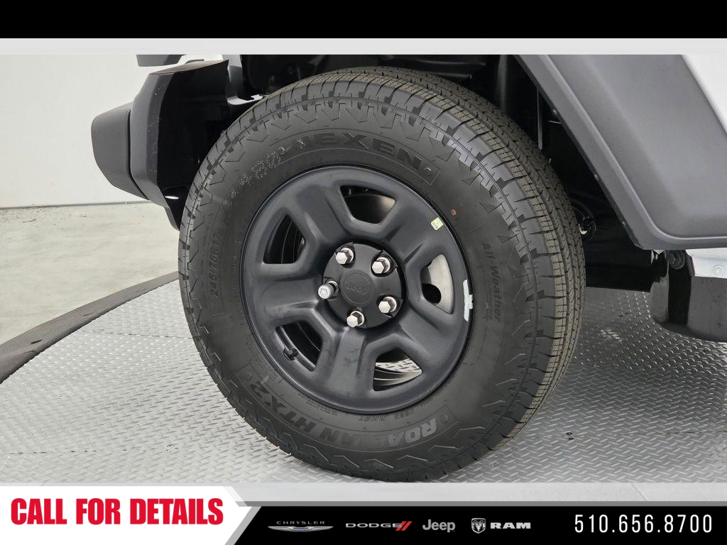 New 2026 Bright White Clear-Coat Exterior Paint Jeep Sport image 9