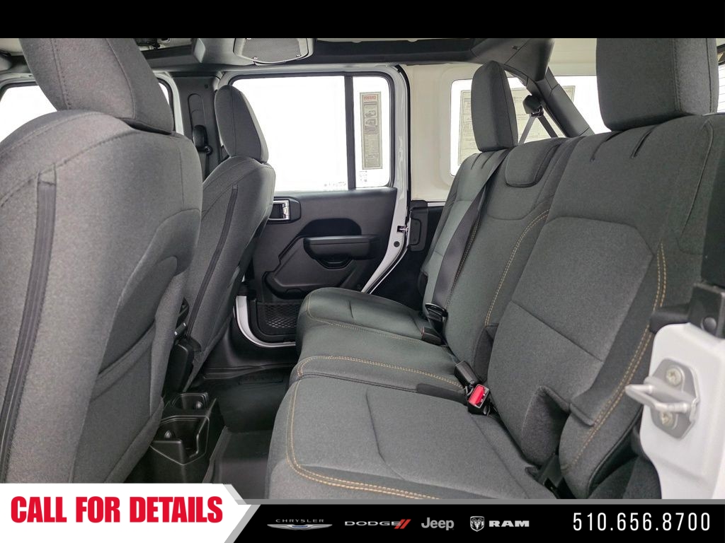 New 2026 Bright White Clear-Coat Exterior Paint Jeep Sport image 13
