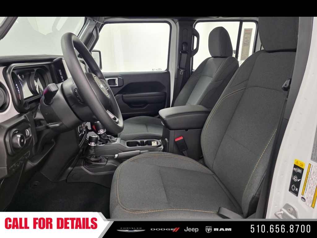 New 2026 Bright White Clear-Coat Exterior Paint Jeep Sport image 16