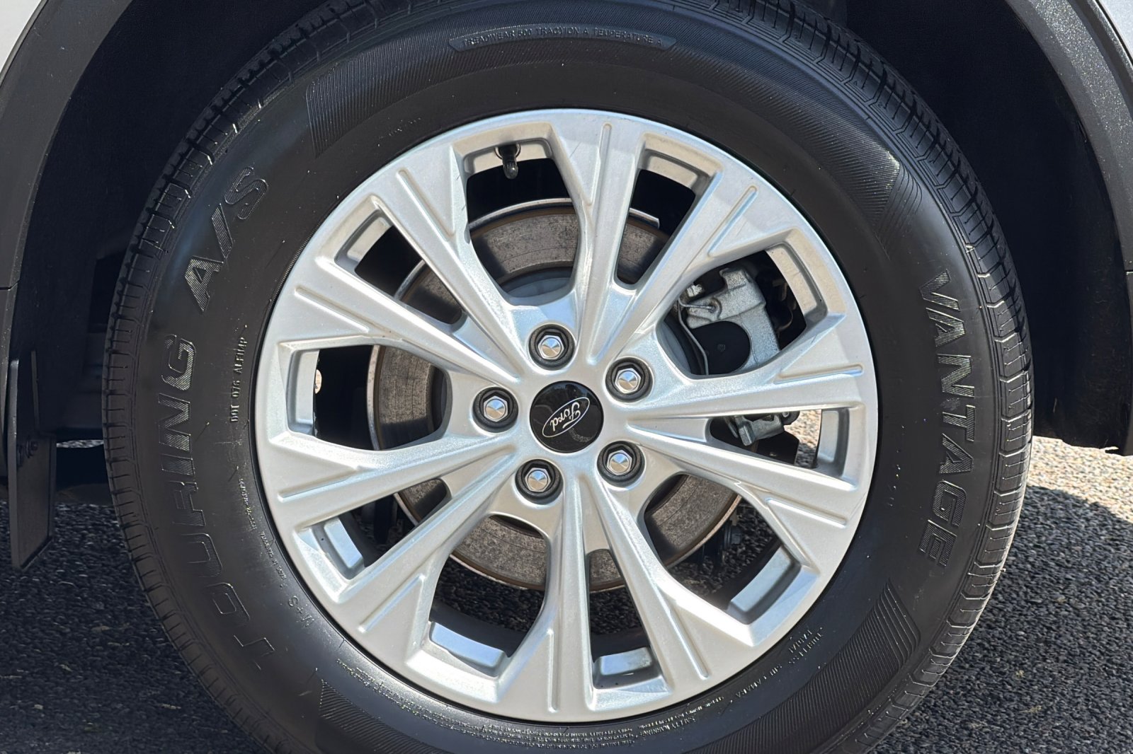 Used 2024 Silver Ford Active image 26