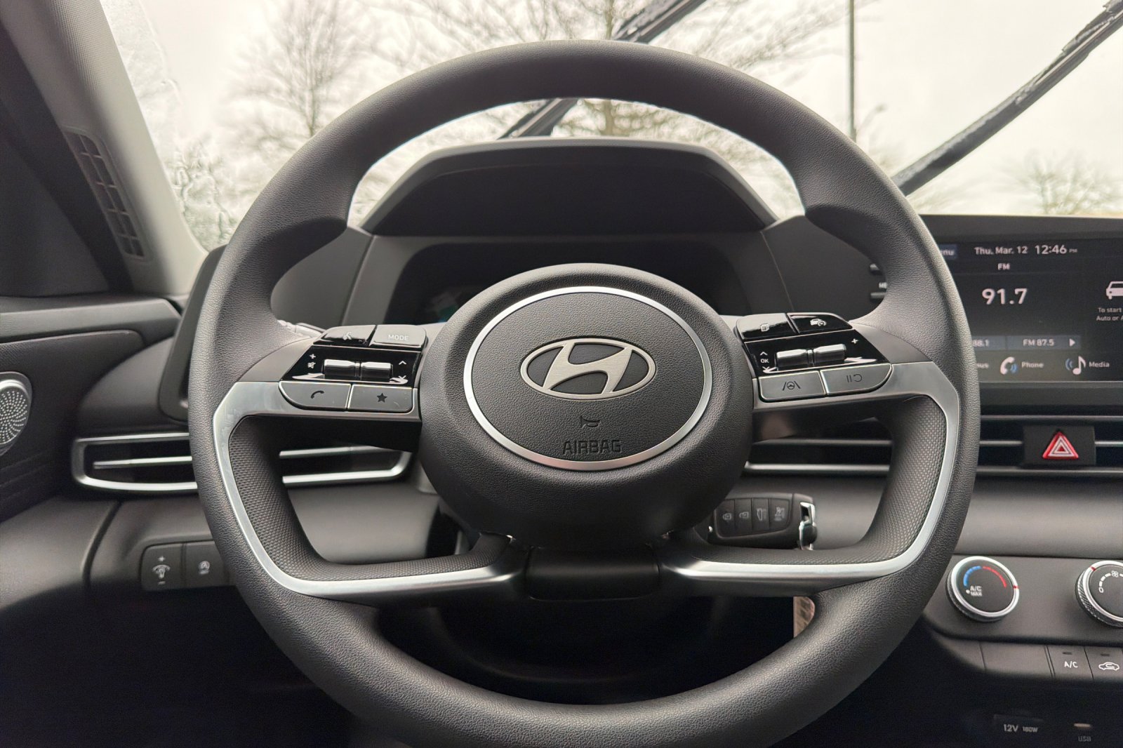 Used 2026 White Hyundai SE image 19