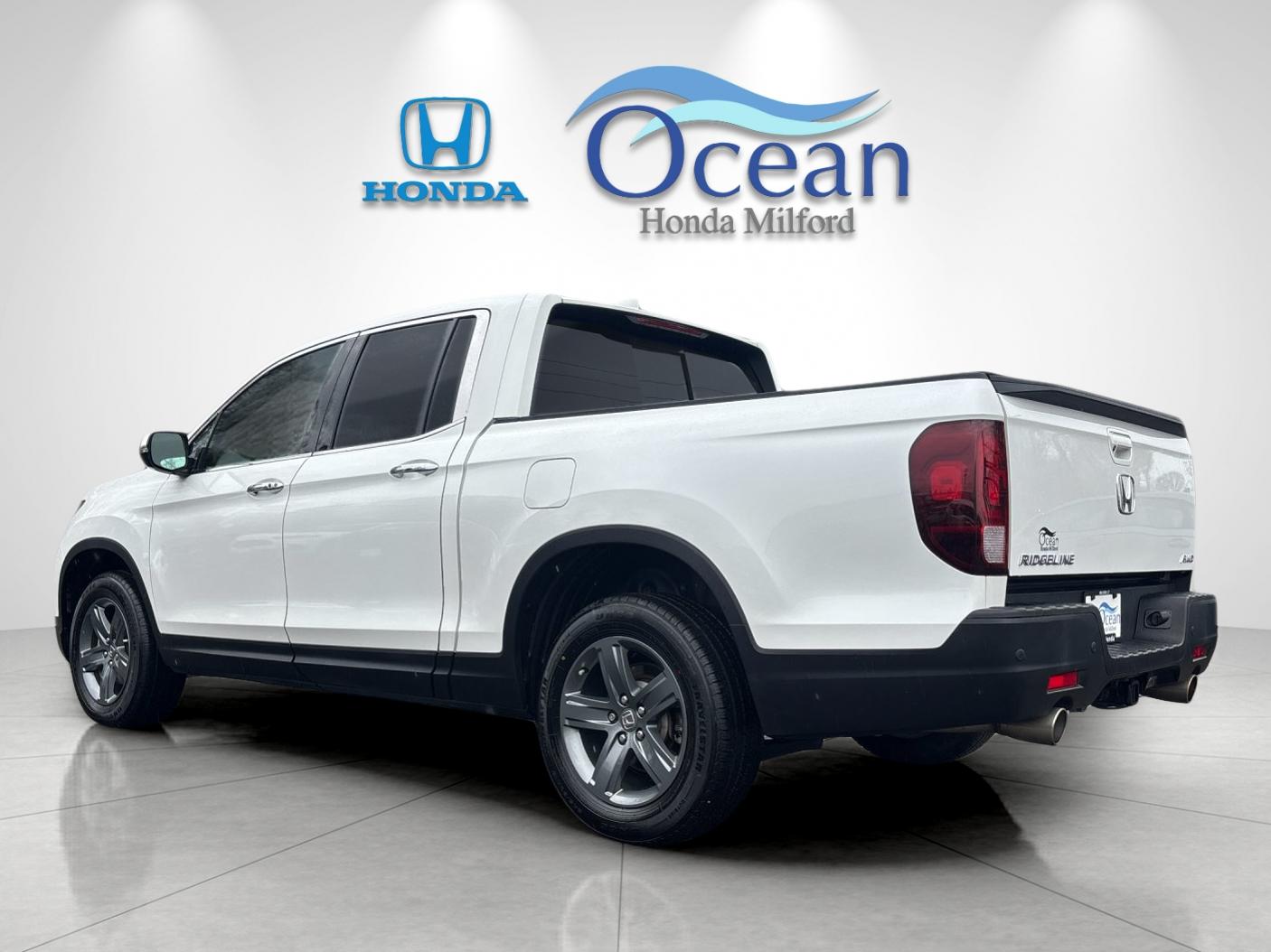 Used 2023 Platinum White Pearl Honda AWD RTL-E image 5