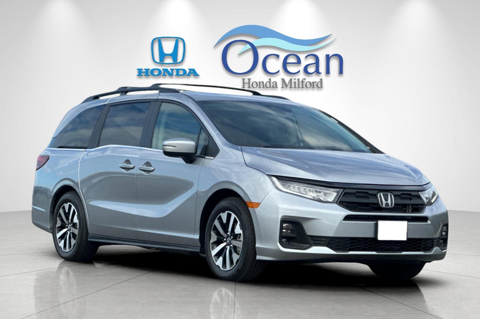 New 2026 Solar Silver Metallic Honda EX-L image 7