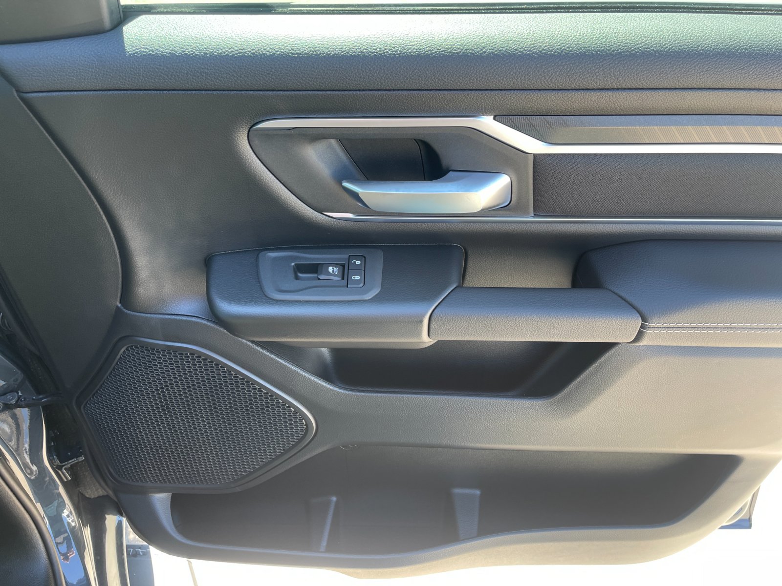 New 2026 Forged Blue Metallic Exterior Paint RAM Big Horn/Lone Star image 17