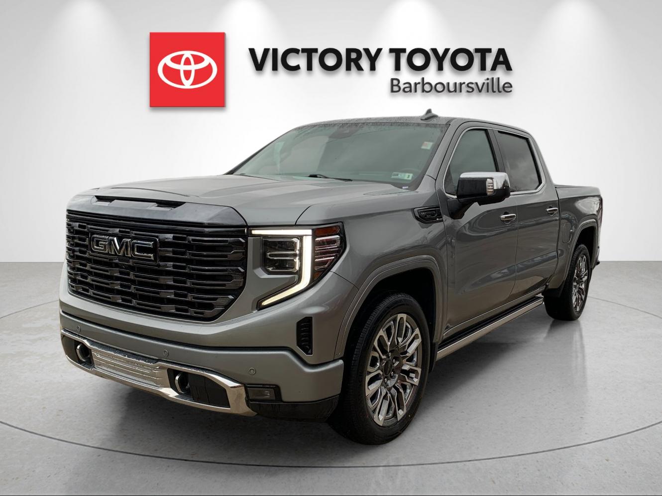 2023 GMC Sierra 4WD Crew Cab Short Box Denali Ultimate's photo