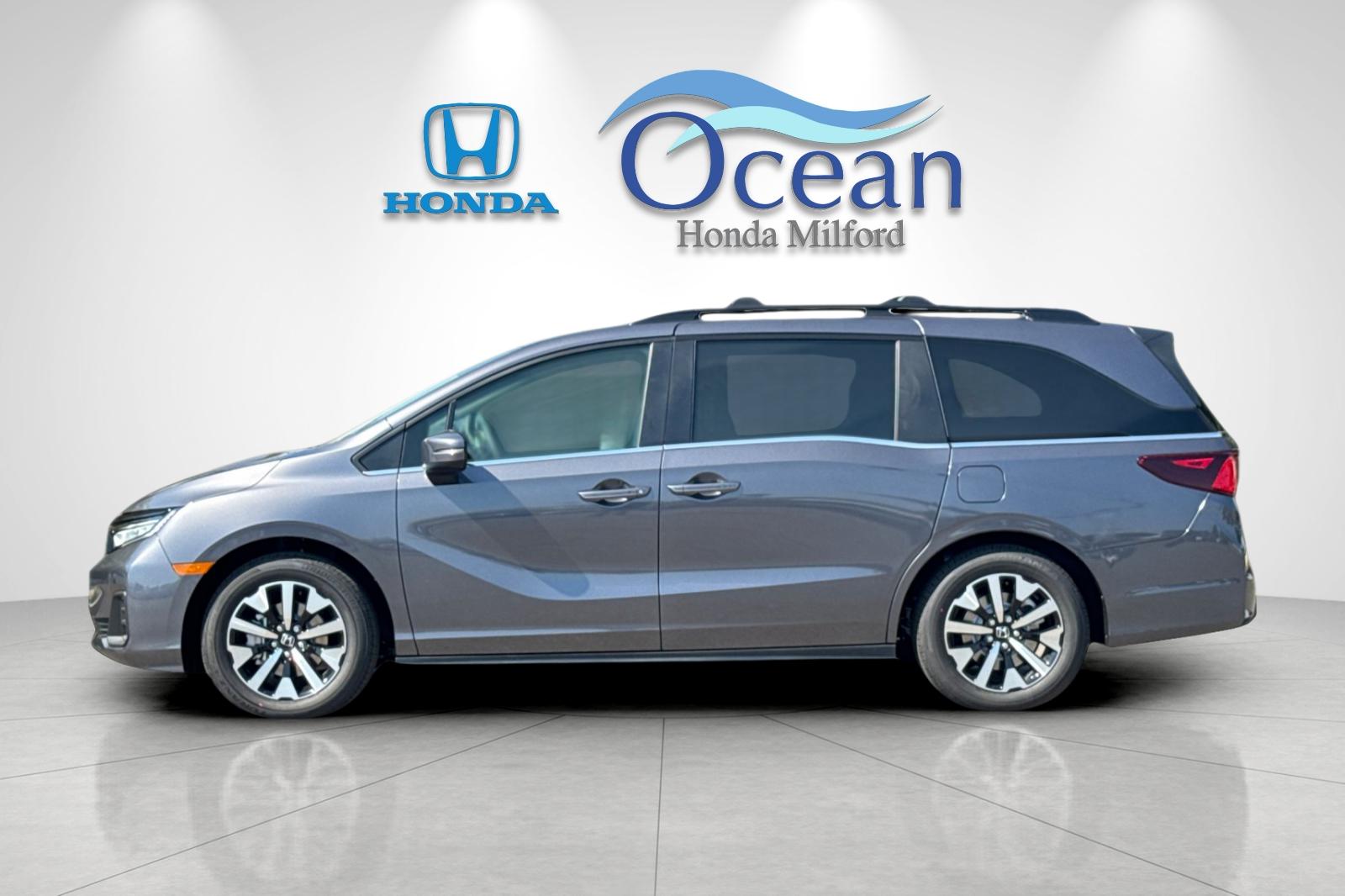 New 2026 Modern Steel Metallic Honda EX-L image 2