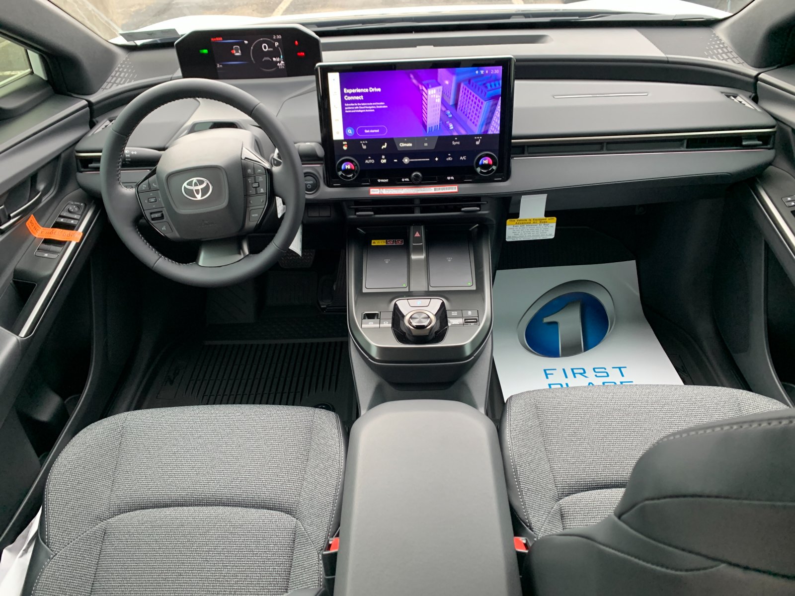 2026 Toyota bZ XLE - Photo 15