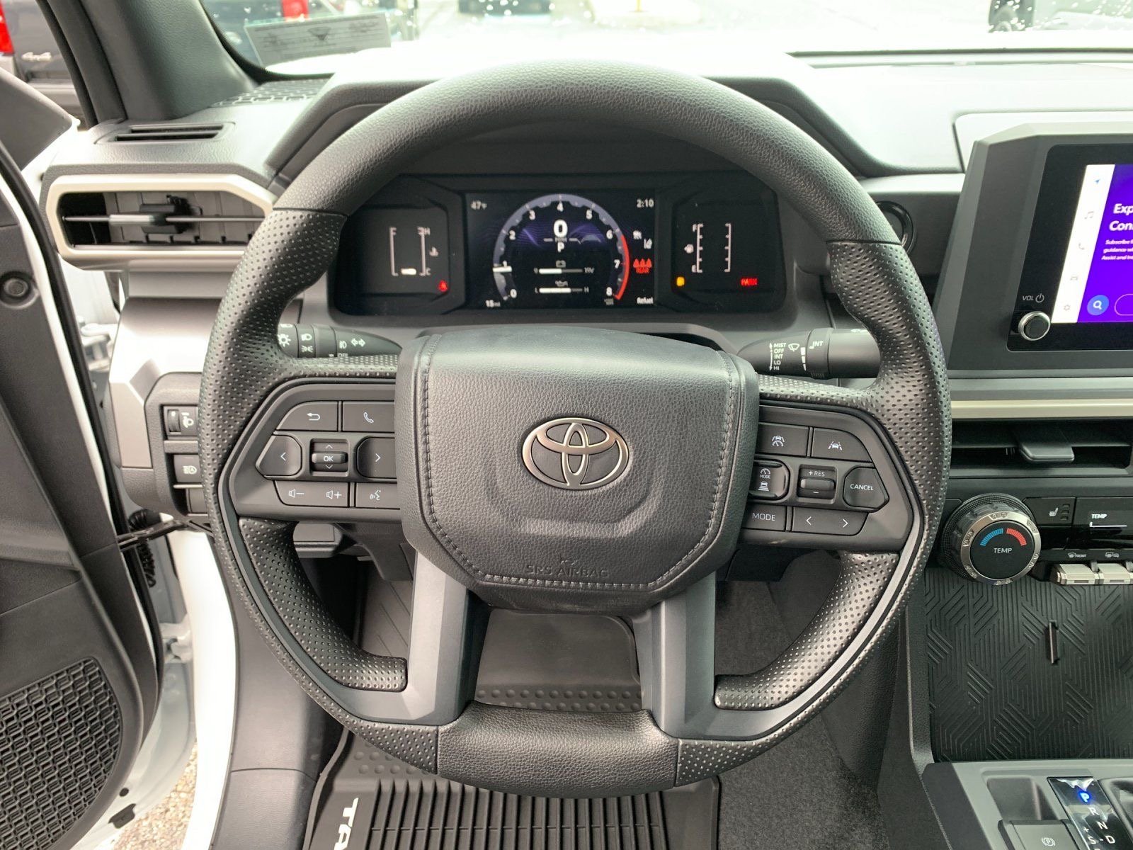 2026 Toyota Tacoma SR5 - Photo 25