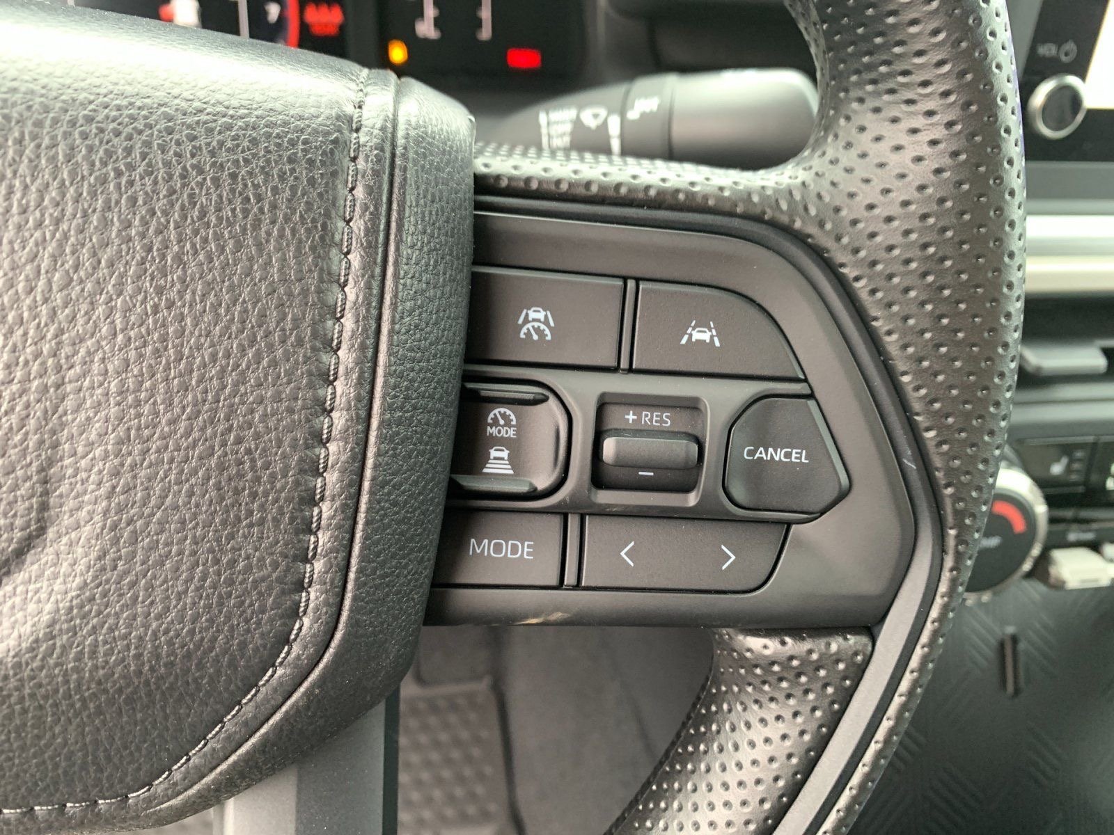 2026 Toyota Tacoma SR5 - Photo 27