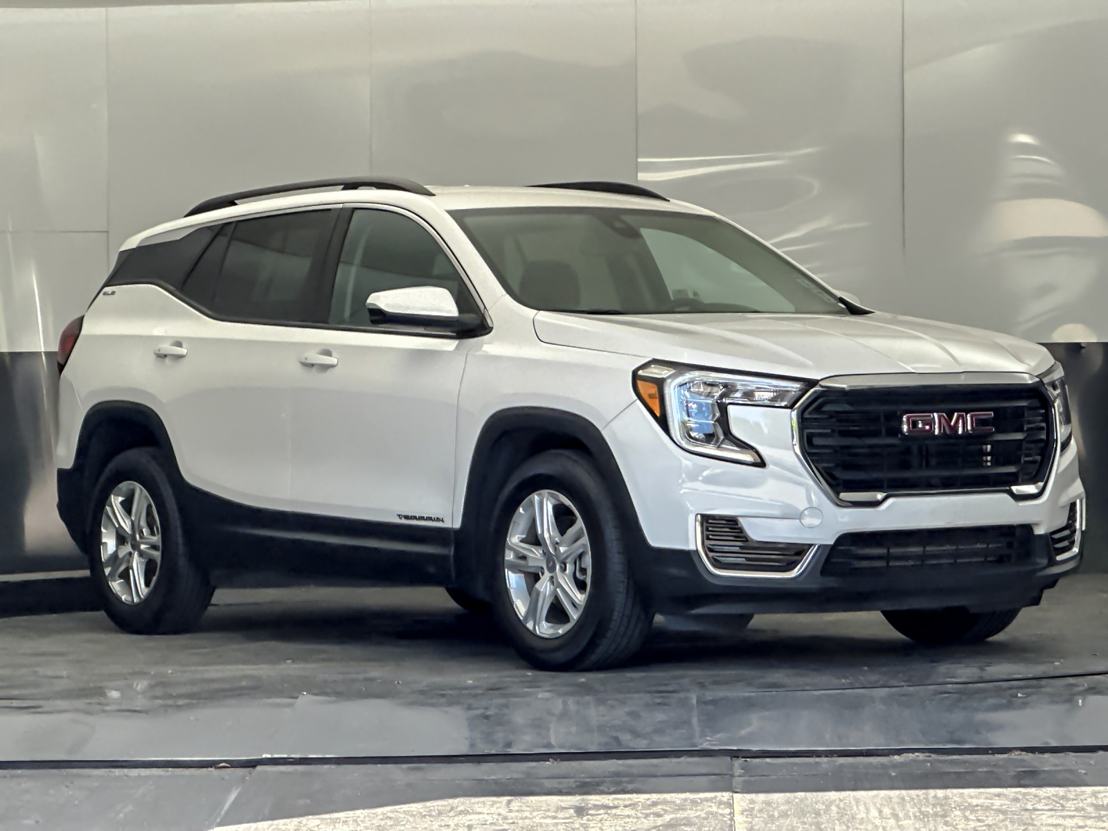 2022 GMC Terrain SLE FWD's photo