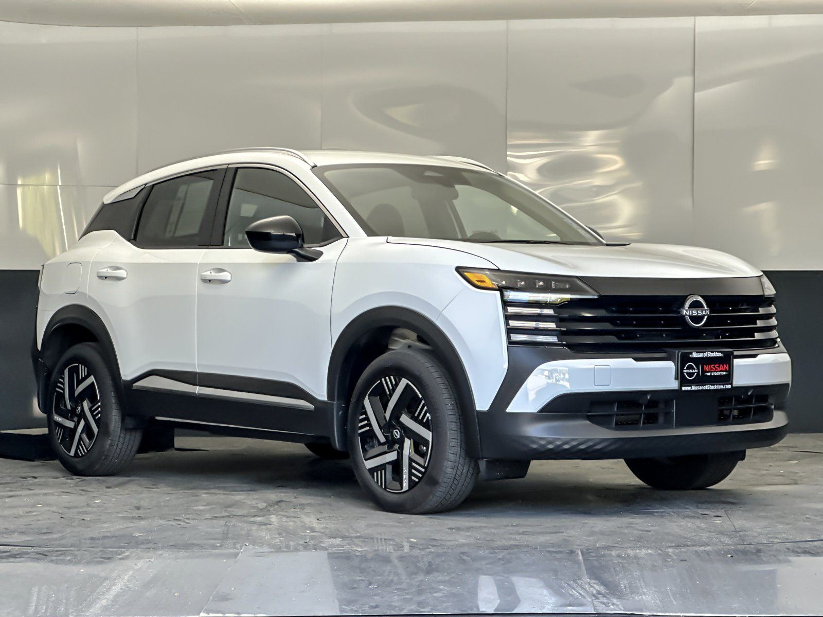 2026 Nissan Kicks 2.0 SV's photo