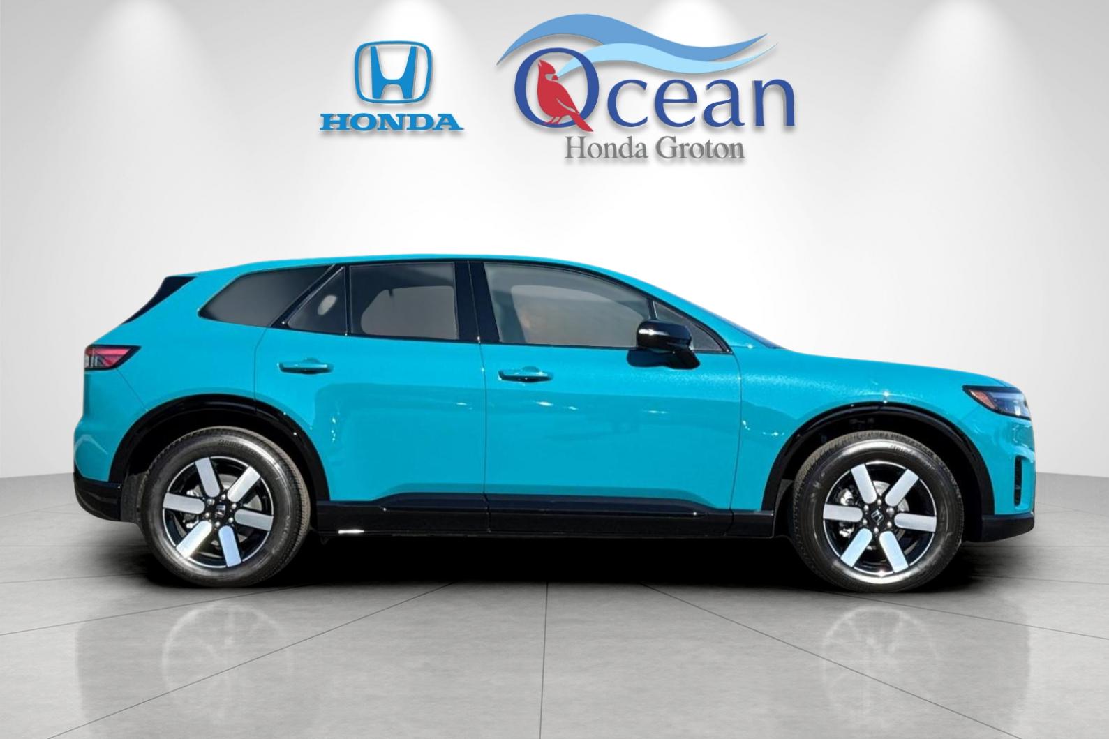 New 2026 North Shore Pearl Honda Touring image 6