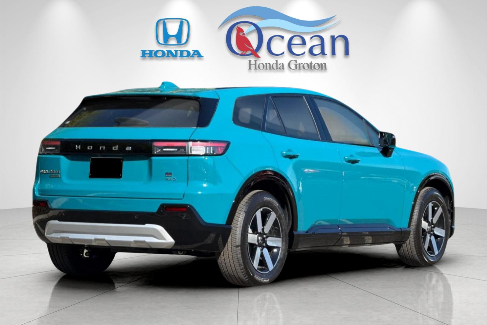New 2026 North Shore Pearl Honda Touring image 5