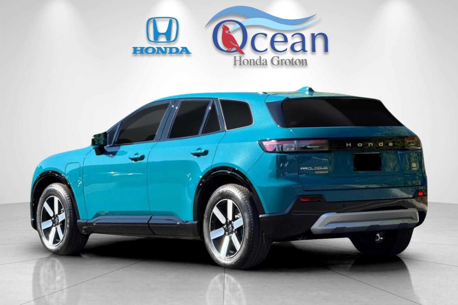 New 2026 North Shore Pearl Honda Touring image 3