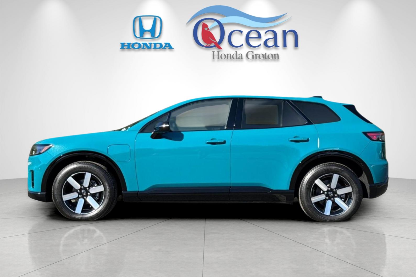 New 2026 North Shore Pearl Honda Touring image 2