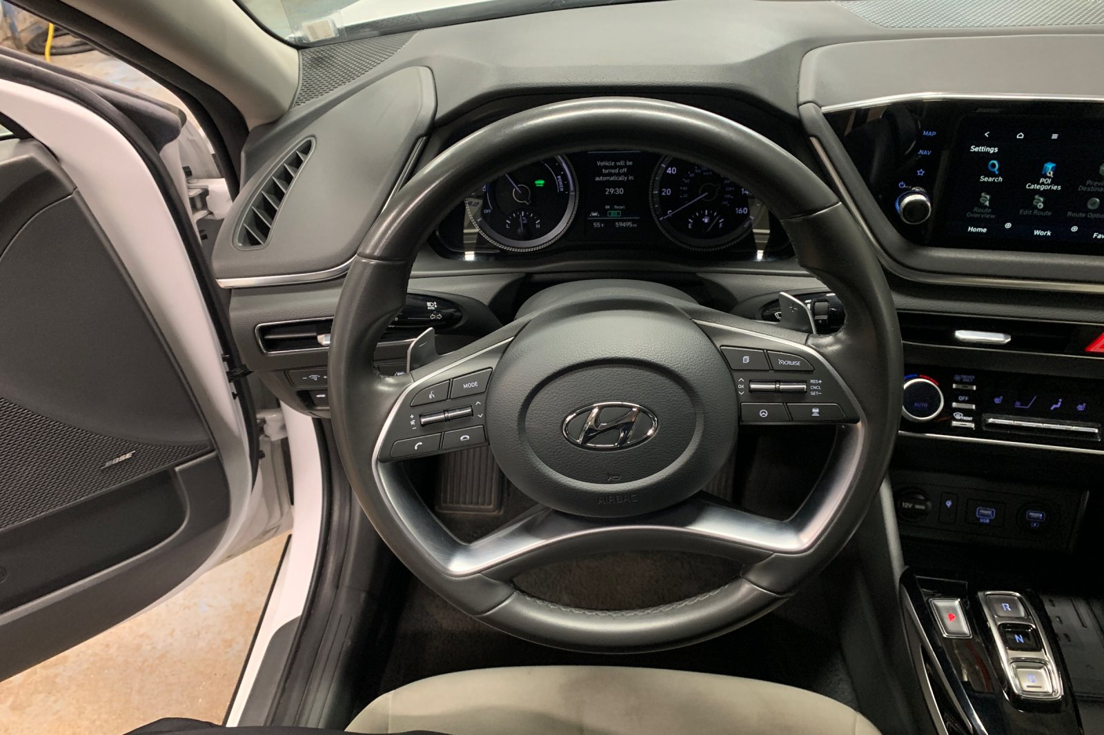 Used 2023 White Hyundai SEL image 26
