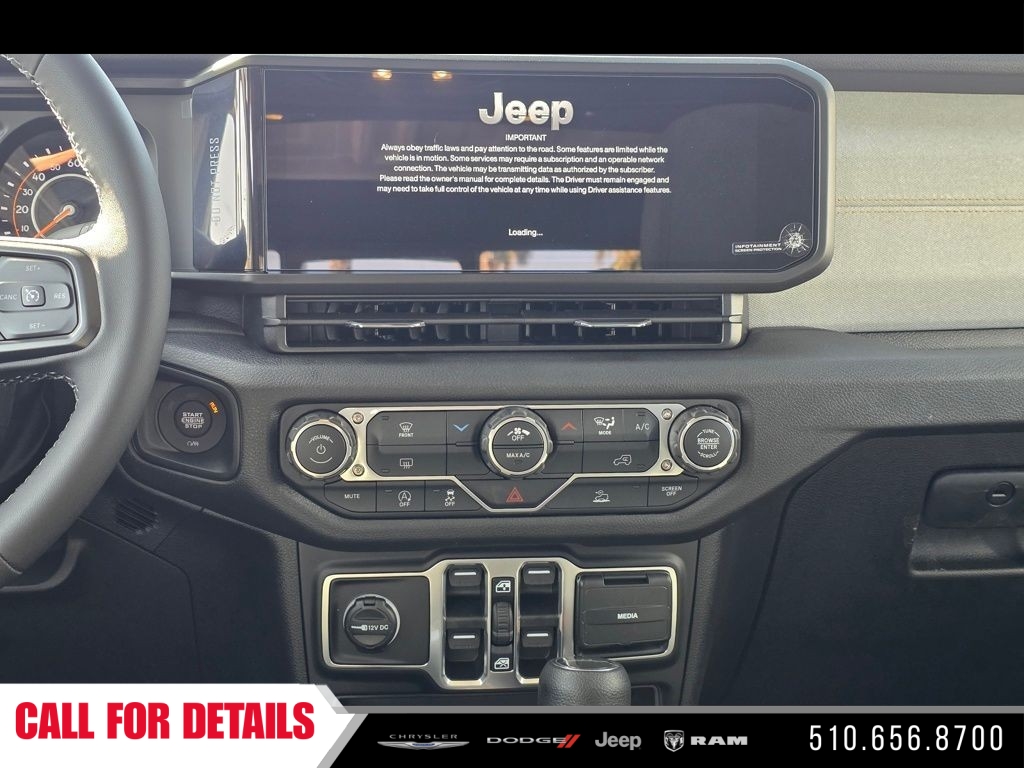 New 2026 Bright White Clear-Coat Exterior Paint Jeep Sport S image 11