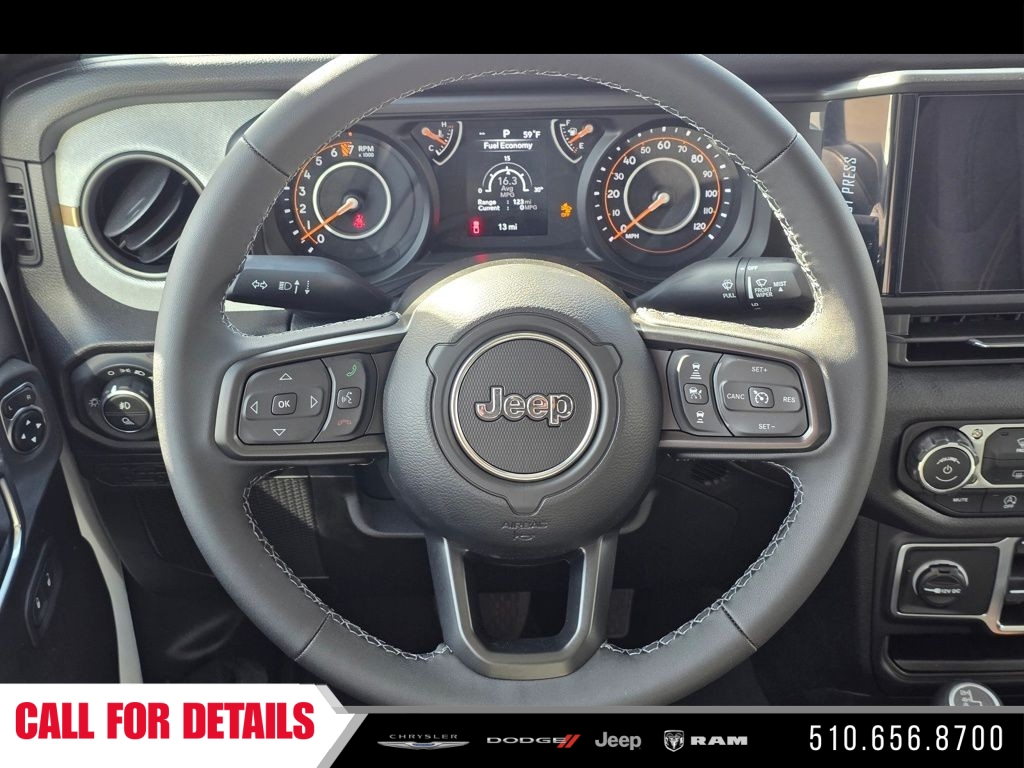 New 2026 Bright White Clear-Coat Exterior Paint Jeep Sport S image 12