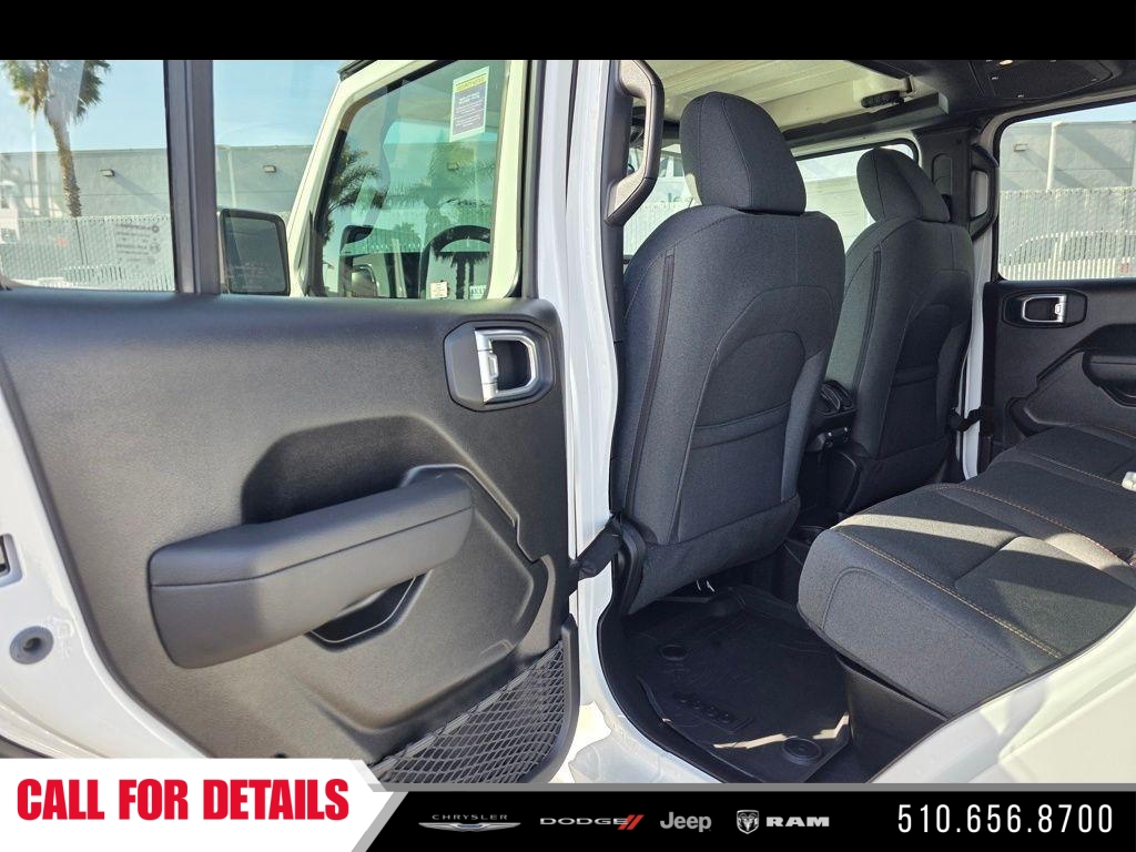 New 2026 Bright White Clear-Coat Exterior Paint Jeep Sport S image 14