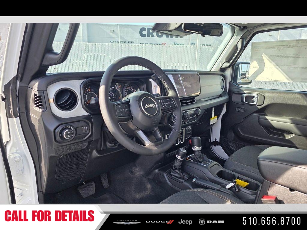 New 2026 Bright White Clear-Coat Exterior Paint Jeep Sport S image 18