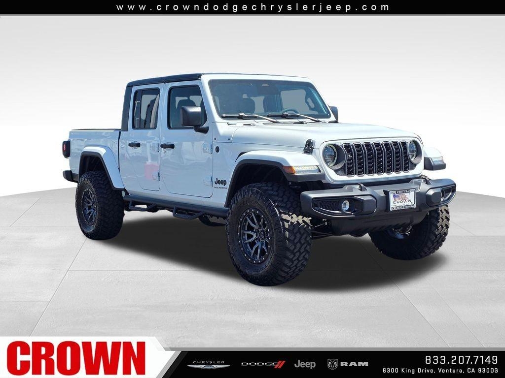 New 2026 Bright White Clear-Coat Exterior Paint Jeep Sport S image 26